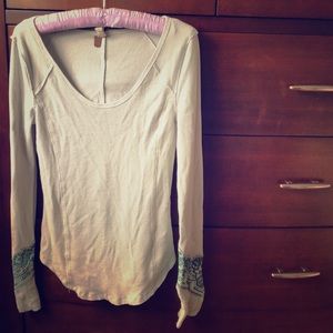 Long sleeve free people shirt.